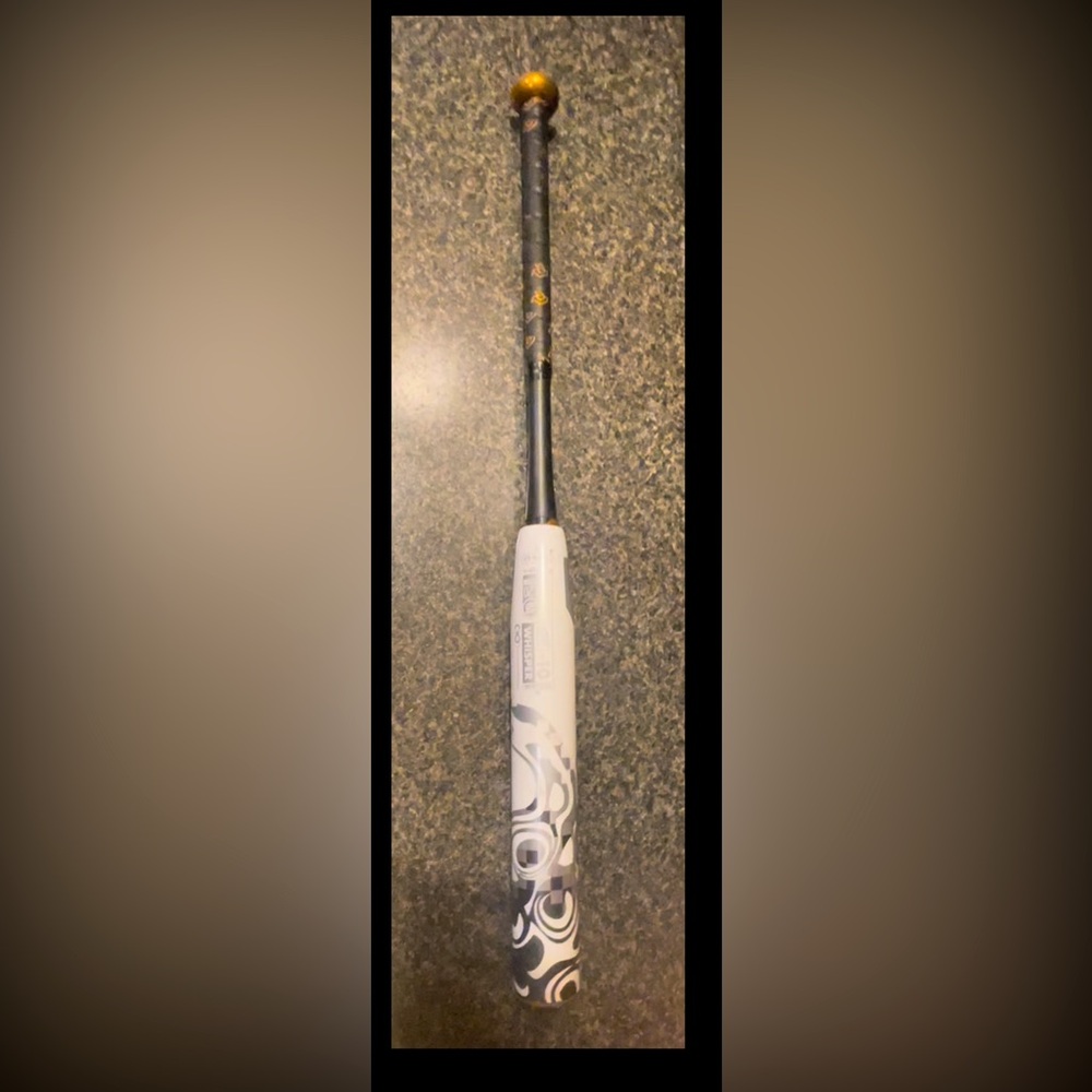 DeMarini Whisper 32/22 Softball bat
